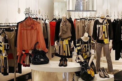 李寶宏:夯實(shí)基礎(chǔ)抗&ldquo;危機(jī)&rdquo;_品牌名人堂_中國女裝網(wǎng)